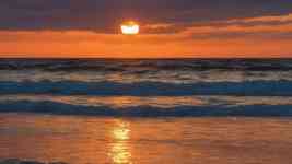 Myrtle Beach: Sunset, beach, waves